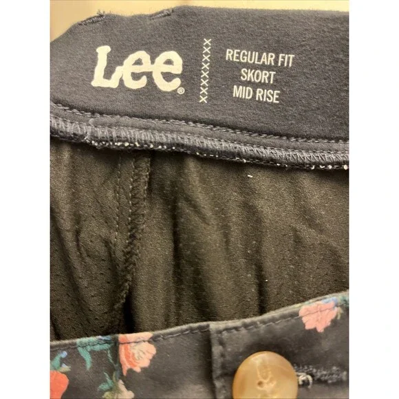 Lee Women's Skort Skirt Mid Rise Regular Fit Cargo Pockets Size 10 M Floral - Picture 2 of 16